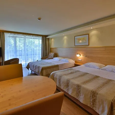 Flamingo 4* فندق 4*