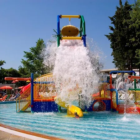 Hotel Flamingo 4*