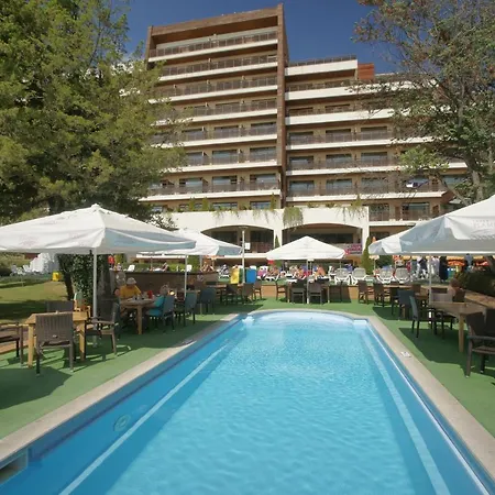 Flamingo 4* Hotel
