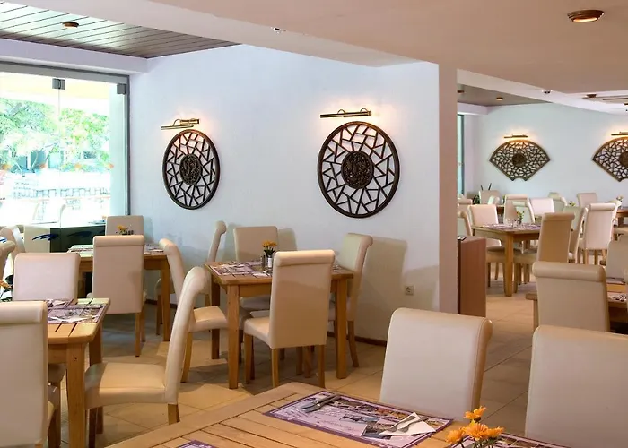 Flamingo 4* Szálloda 4*