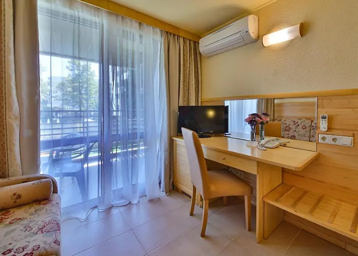 Flamingo 4* Szálloda